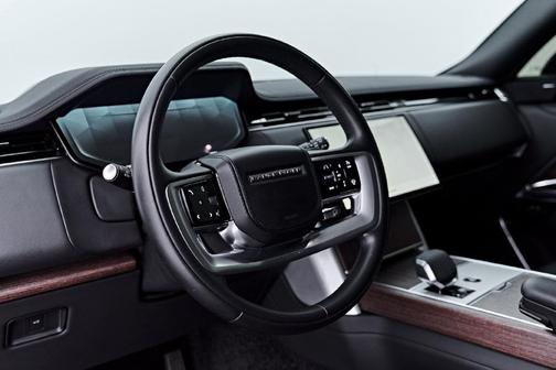 Santorini Black 2024 Land Rover Range Rover P530 SE