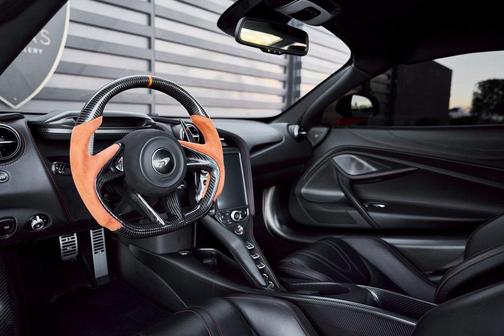 2021 McLaren 765LT Coupe