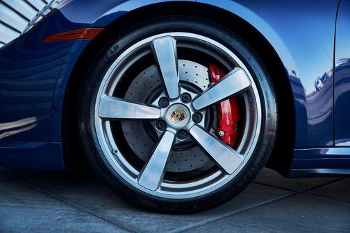 2024 Porsche 911 Turbo