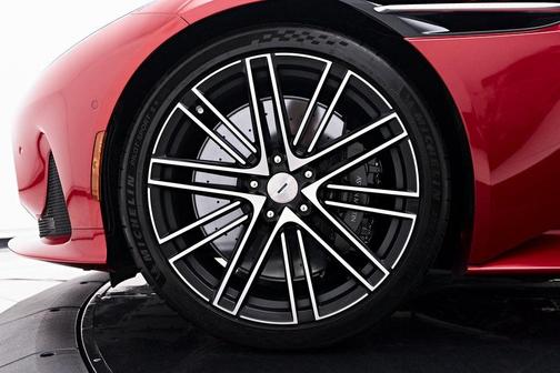 2024 Aston Martin DB12 Base