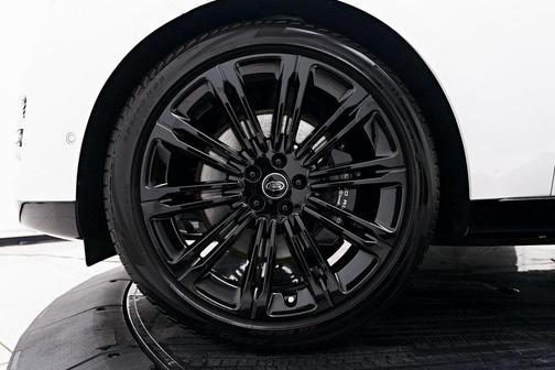 2023 Land Rover Range Rover Autobiography