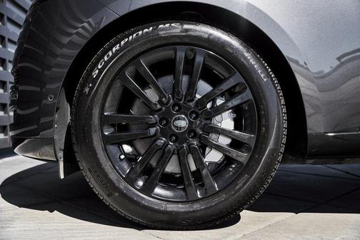 2024 Land Rover Range Rover P530 SE