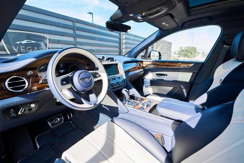 2021 Bentley Bentayga V8