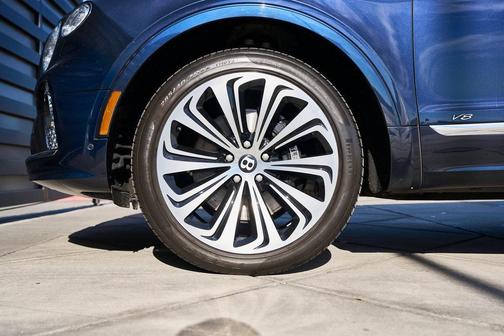 2021 Bentley Bentayga V8