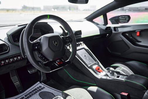 2024 Lamborghini Huracan Sterrato Base