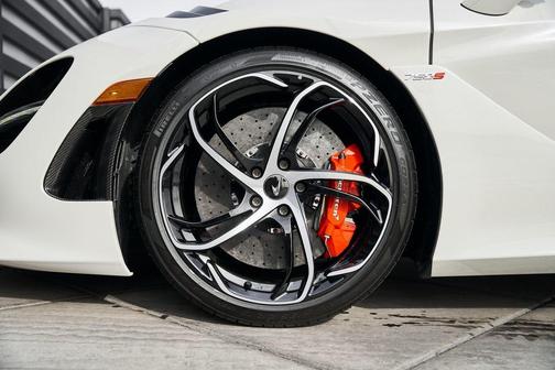 2024 McLaren 750S Spider