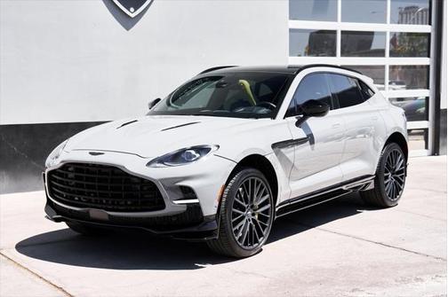 2024 Aston Martin DBX 707