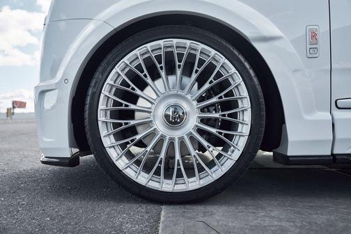 Arctic White 2026 Rolls-Royce Cullinan