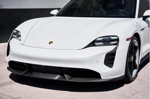 2020 Porsche Taycan Turbo S