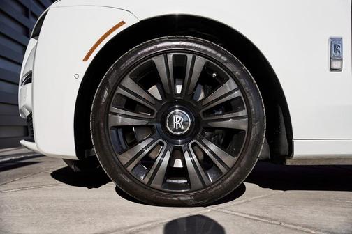 2023 Rolls-Royce Ghost Base