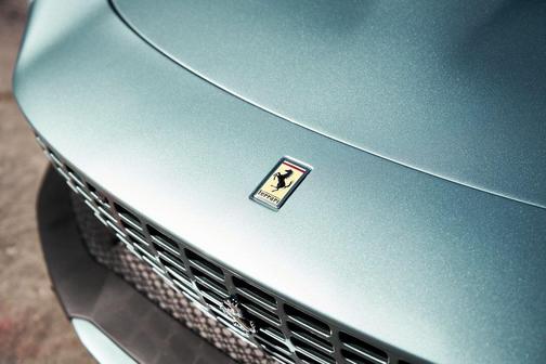 2022 Ferrari Roma Base