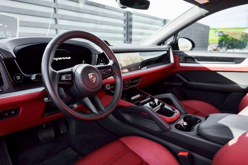 2024 Porsche Cayenne Cayenne E-Hybrid