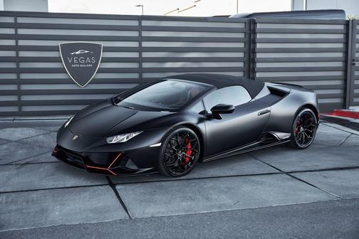 2024 Lamborghini Huracan EVO Spyder