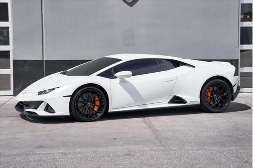 2023 Lamborghini Huracan EVO Coupe