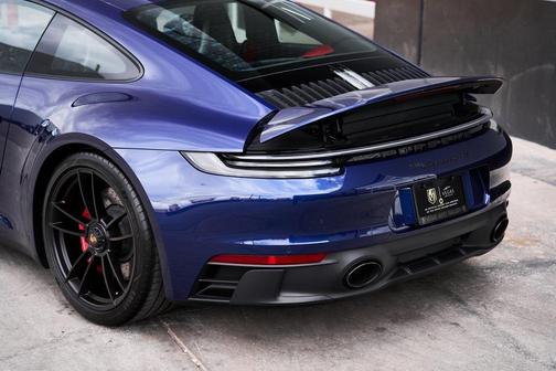 2024 Porsche 911 Carrera GTS