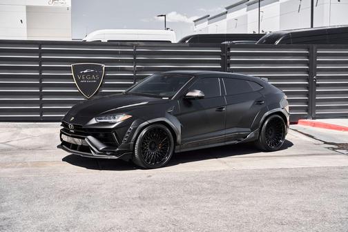 Nero Noctis 2024 Lamborghini Urus Performante