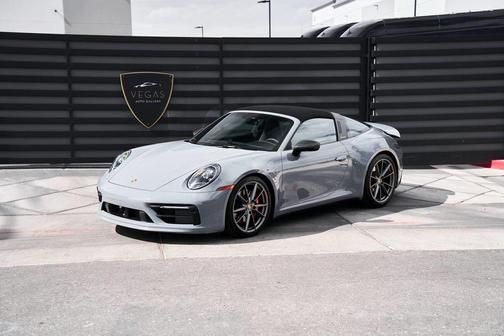 2024 Porsche 911 Targa 4 GTS