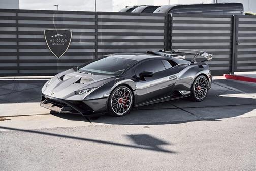 2023 Lamborghini Huracan STO Coupe