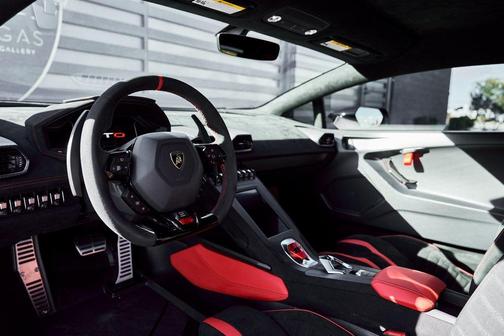 2023 Lamborghini Huracan STO Coupe