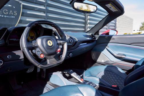 2019 Ferrari 488 Spider Base