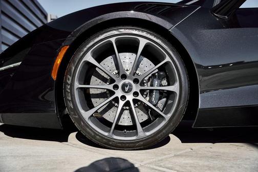 2025 McLaren Artura Performance