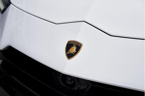 2024 Lamborghini Urus S