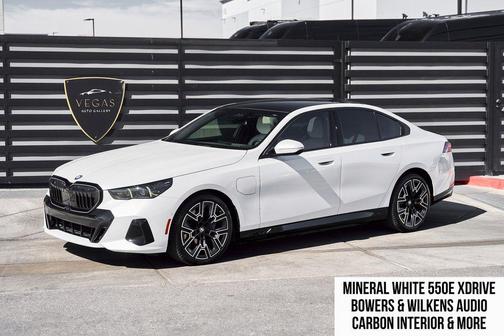 2026 BMW 550e xDrive