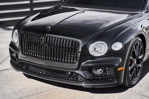 2023 Bentley Flying Spur S