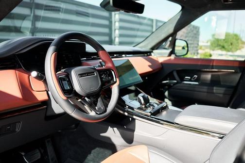 2025 Land Rover Range Rover Sport P635 SV Edition Two