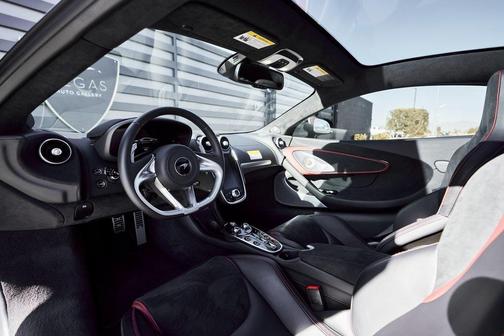 2025 McLaren GTS Base