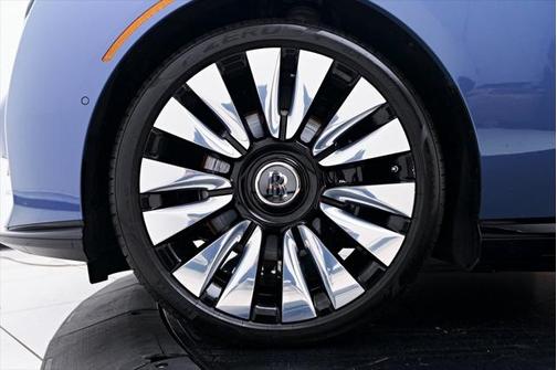 2024 Rolls-Royce Spectre Base