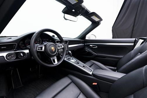 2019 Porsche 911 Turbo