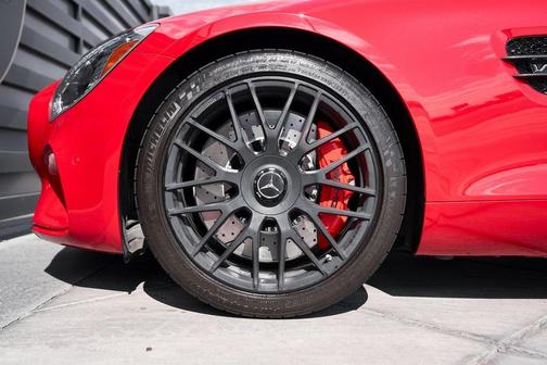2016 Mercedes-Benz AMG GT S