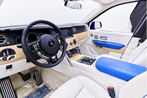 2019 Rolls-Royce Cullinan Base