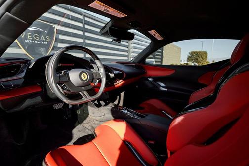 2022 Ferrari SF90 Stradale Base