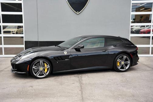2018 Ferrari GTC4Lusso V12