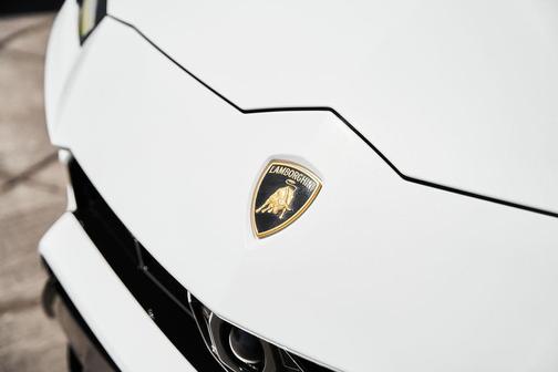 2021 Lamborghini Urus Graphite Capsule
