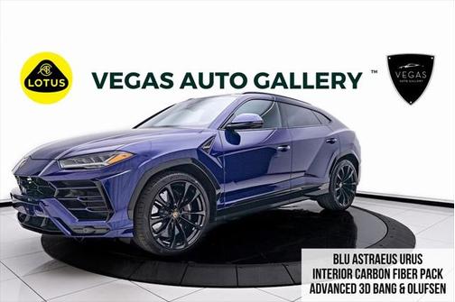 2022 Lamborghini Urus Graphite Capsule