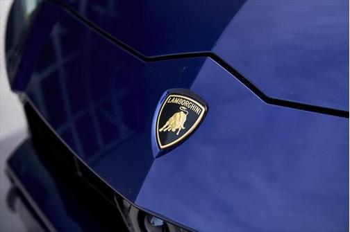 2022 Lamborghini Urus Graphite Capsule