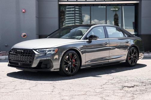 2025 Audi S8 4.0T