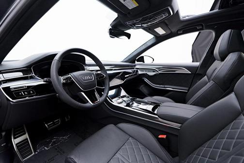2025 Audi S8 4.0T