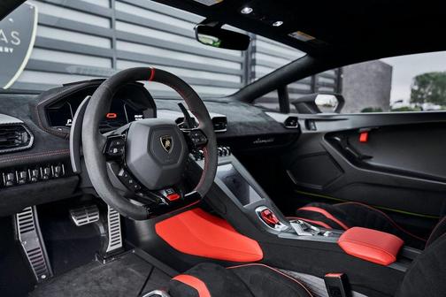 2022 Lamborghini Huracan STO Coupe