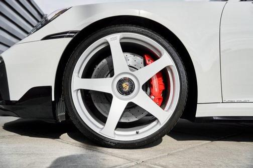 2024 Porsche 911 Turbo