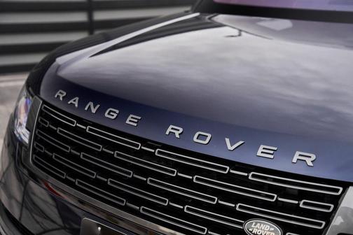 2023 Land Rover Range Rover P530 SE