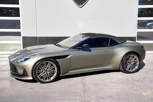 2024 Aston Martin DB12 Volante