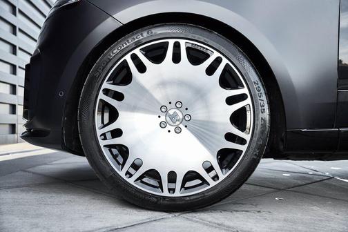 SV Bespoke Match to Sample in Satin Finish 2024 Land Rover Range Rover SV