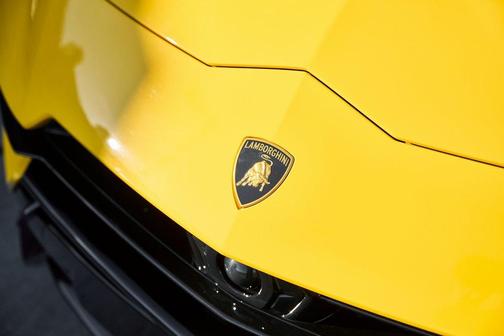 2024 Lamborghini Urus Performante