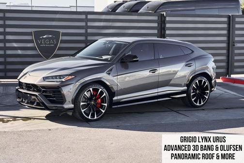 2021 Lamborghini Urus Graphite Capsule