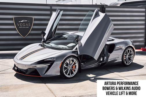 2024 McLaren Artura Performance