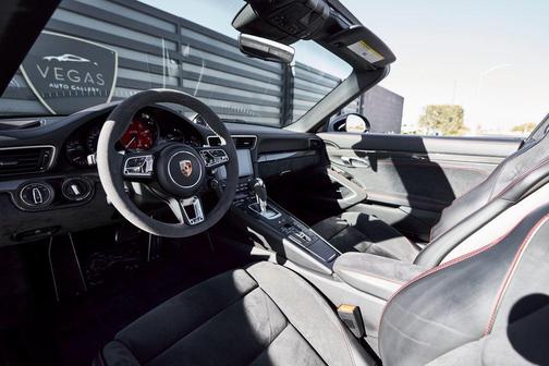 2019 Porsche 911 Targa 4 GTS